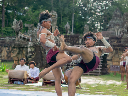 Siem Reap: Free Kun Lbokator and Sbek Thom Shows