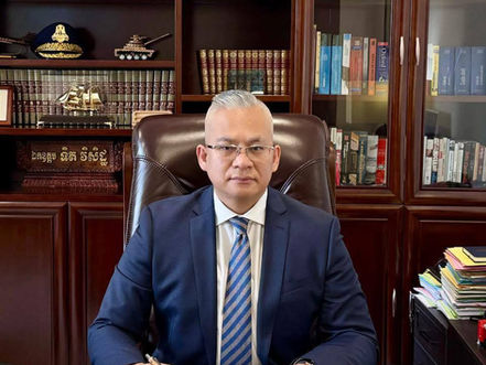 By Major General Tith Viseth: Thailand is shooting itself in the foot by attacking Cambodia! Beyond hatred and anger, it is indeed for these reasons that the Thai army continues to provoke Cambodia at a time when an immediate and unconditional ceasefire has been declared by Malaysia.