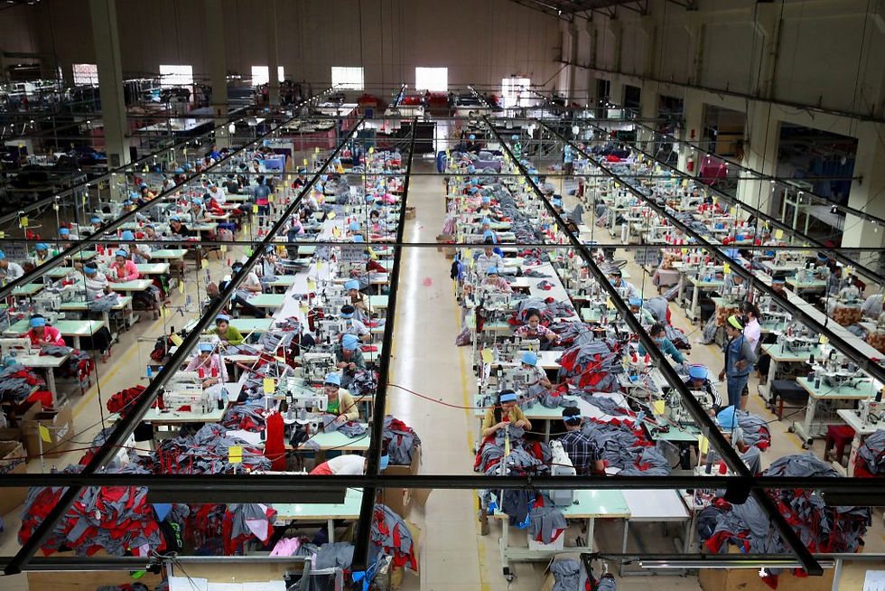 Usine textile au Cambodge. Photographie ILO (CC)