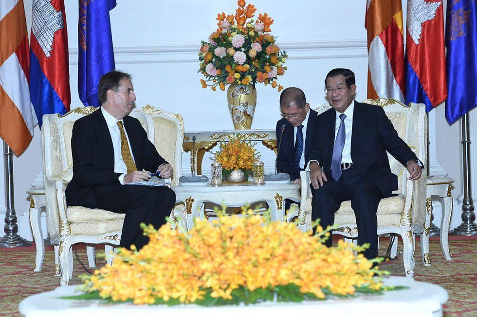 Rencontre entre l'ambassadeur de l'UE au Cambodge, M.Georges Edgar, et le Premier ministre Hun Sen