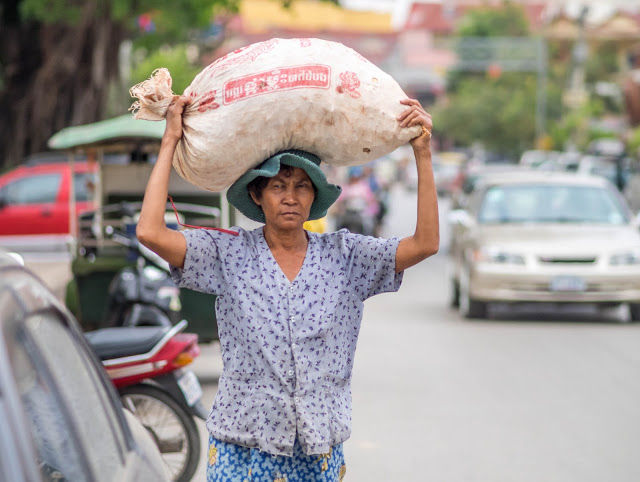 Femmes de Siem Reap. Photographie par Richard Ella (CC)
