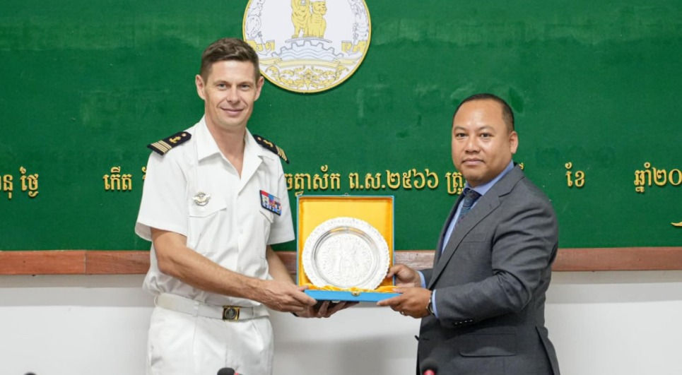 M. François Maignan a remercié les autorités de la province de Preah Sihanouk pour leur accueil chaleureux et a salué le développement rapide de la province côtière par rapport à sa précédente visite il y a sept ans.