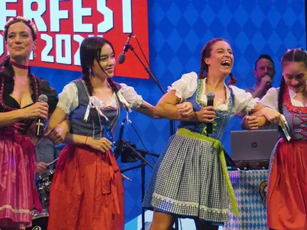 Oktoberfest 2025 marks the return of the legendary German celebration, brilliantly orchestrated by German Business Cambodia (GBC) and EuroCham. A true crossroads of cultures, this edition will once again bring together a host of guests at the Connexion Community Mall on the island of Koh Pich, offering a festive interlude punctuated by music, friendship and gastronomy.