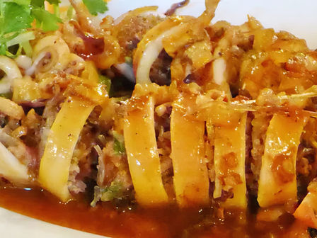 An easy yet delicious recipe, with many ingredients that are easy to find locally. Preparation and cooking time: about twenty minutes.