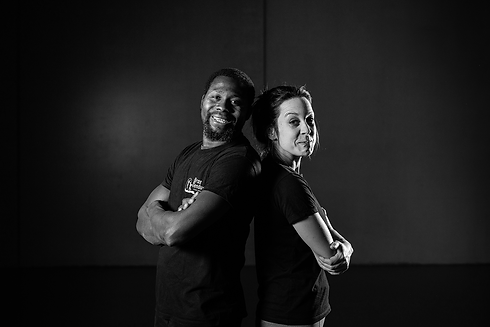 Bras Tendus - Photo Clara et Edouard.png