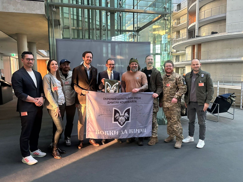 Ukrainische Delegation für Verteidigungsinnovation zu Besuch in Deutschland: Praktische Partnerschaften für die europäische Sicherheit aufbauen