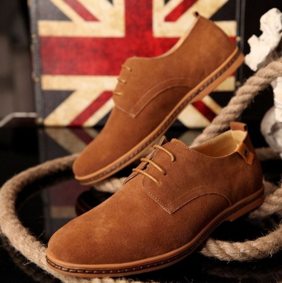 Miniature : Chaussures talons wing tip Suède, livraison gratuite.