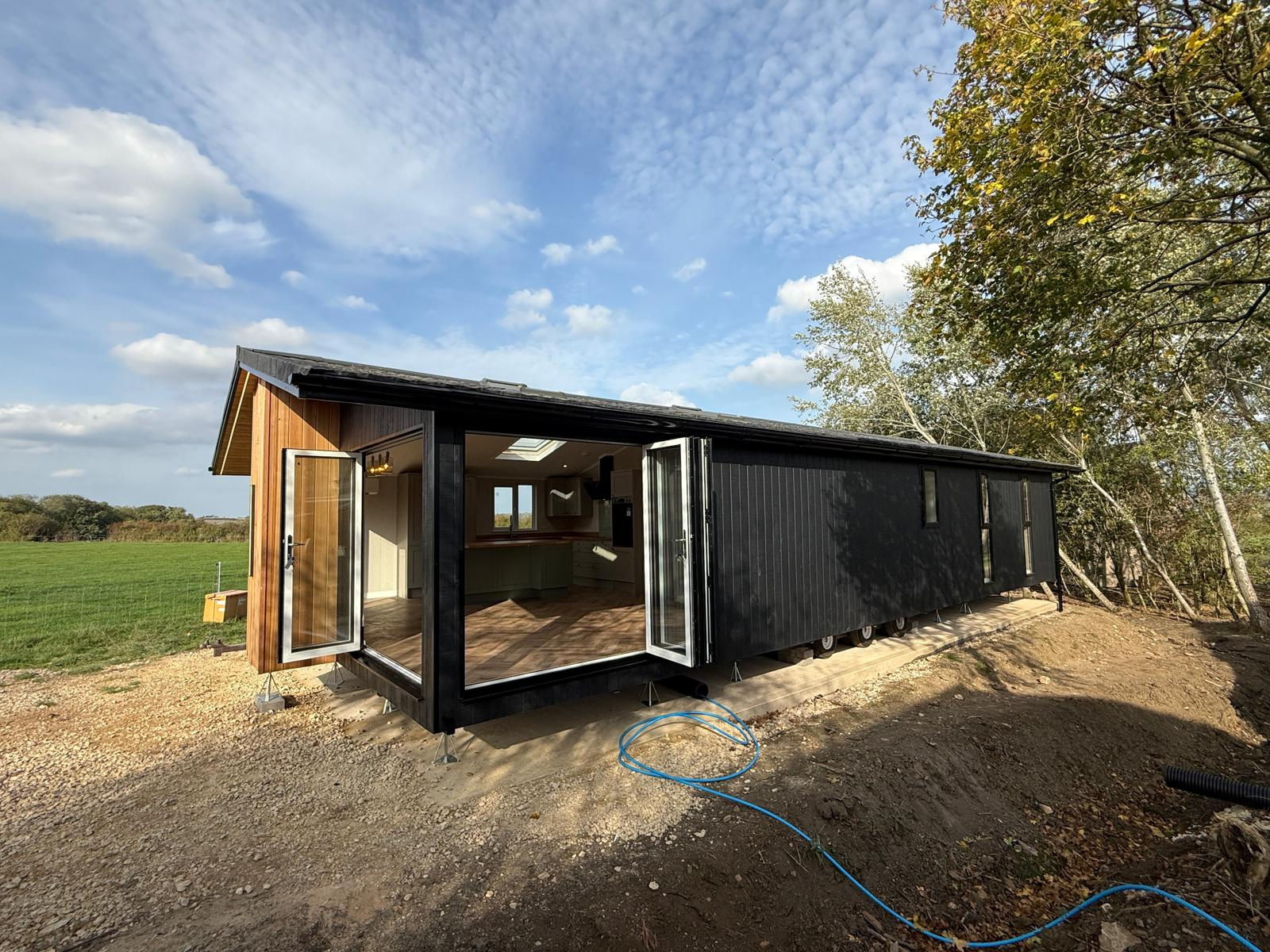 Odyssey Outlook 45x22 2 bed with office