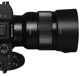 black-sony-dslr-camera-2929411-1024x683-