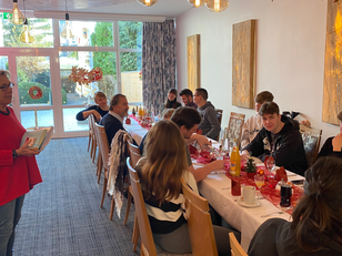 Wiedersehen der Helfer vom Sommer 2022