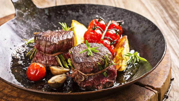 Thumbnail: Individual pieces of red deer (entrecôte)