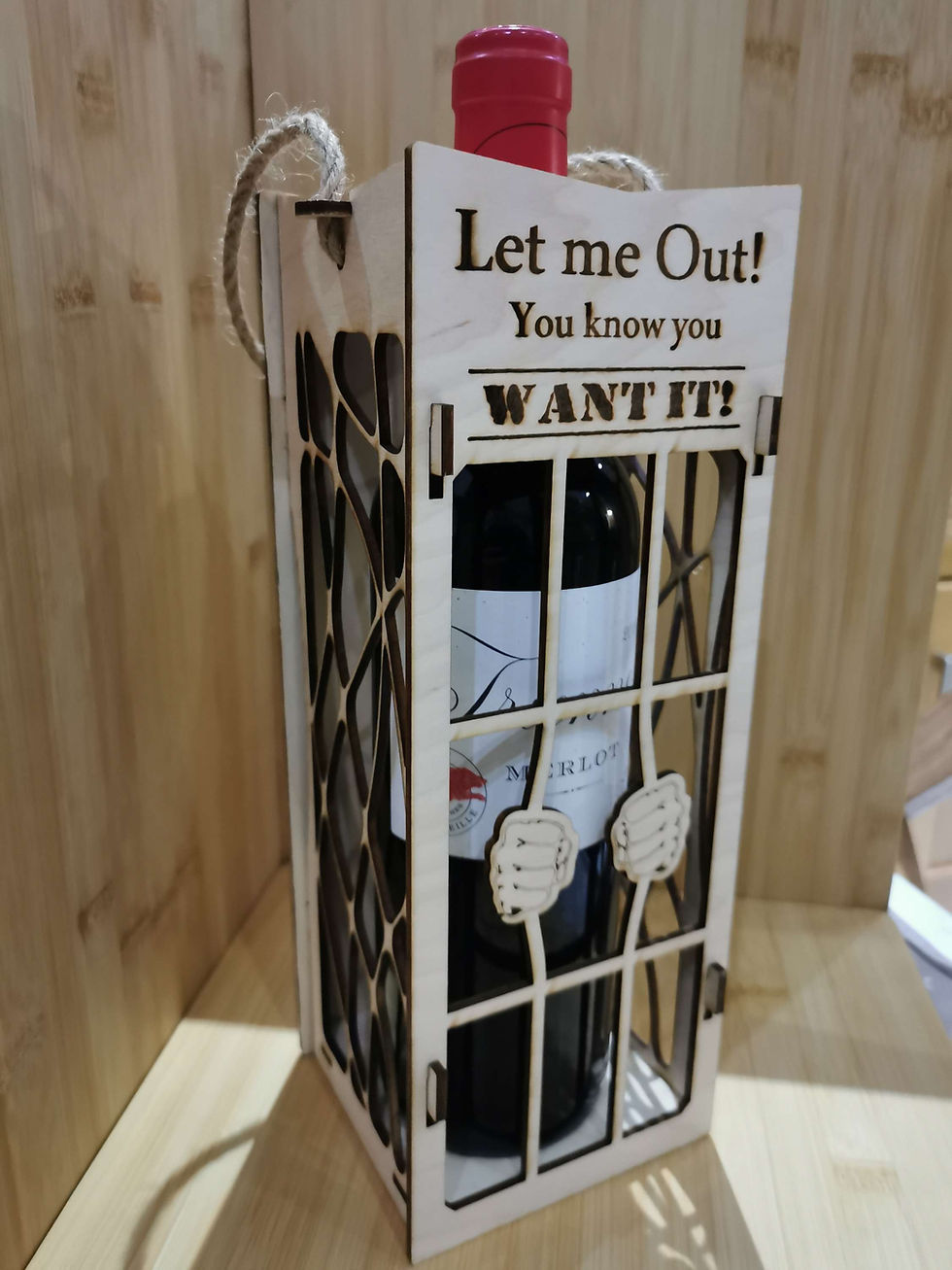 Thumbnail: Wine Bottle Gift Box