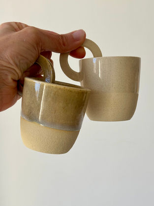 Duo de tasses à café avec anse en grès beige chamotté