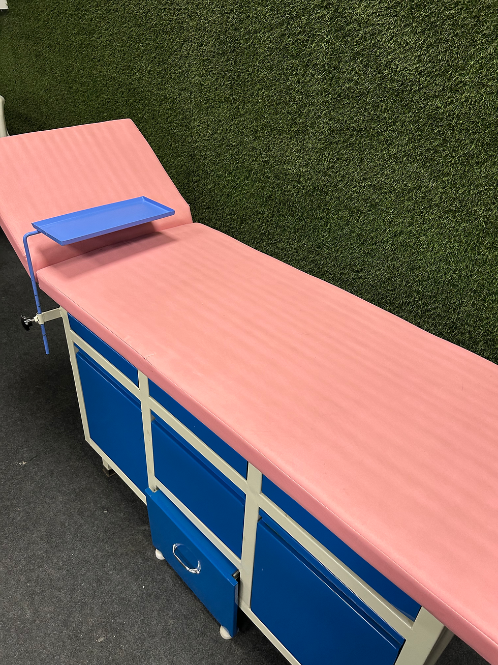Thumbnail: Dr.smith Examination Couch ( Pink)