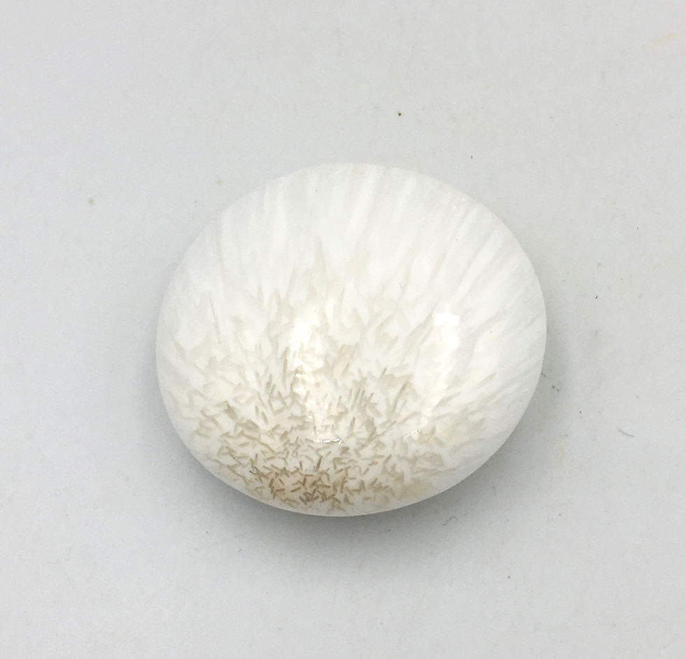 Scolecite Round Shaped Palm Stone