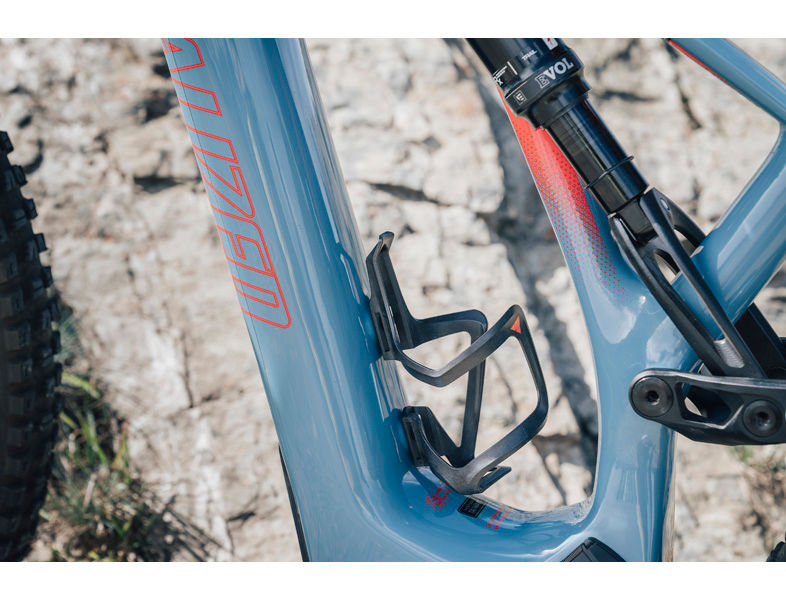Thumbnail: Granite AUX Carbon Side Loading Bottle Cage