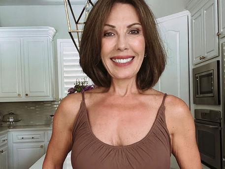 Creatine for Women Over 50 -why It matters and how much you need