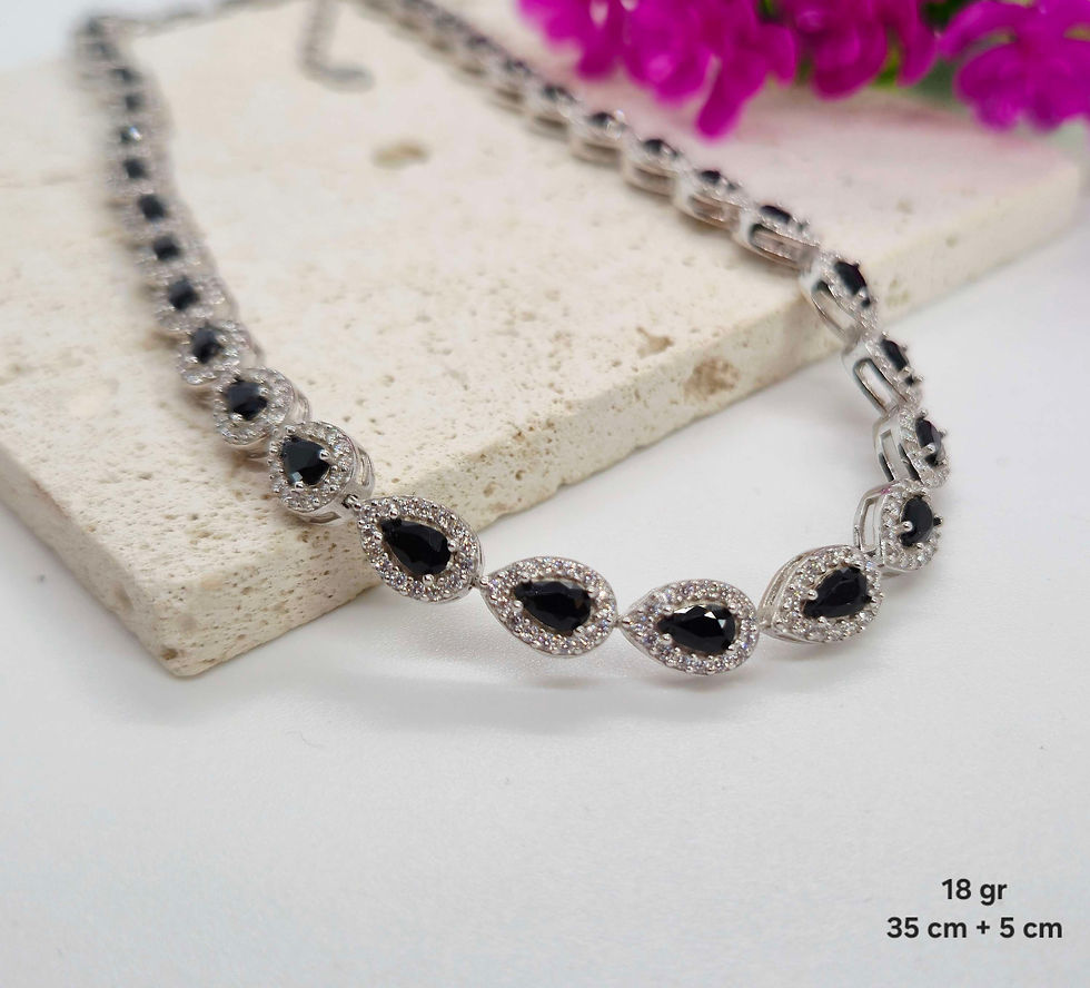 Thumbnail: Silver elegant Necklace 
