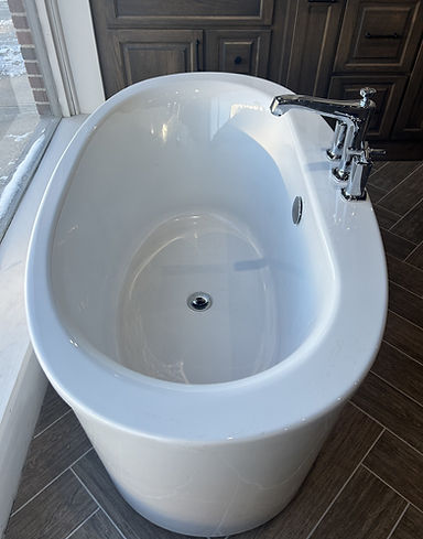 Showroom - Round Tub.jpg