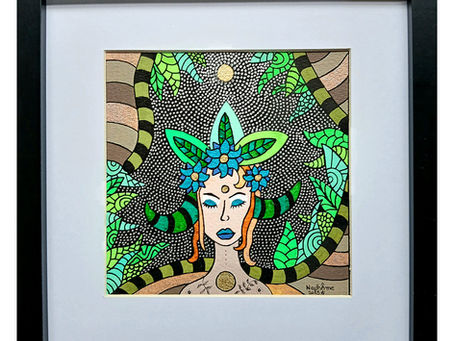 Peinture spirituelle "La Gardienne des Mondes Intérieurs" par NadhÂme, représentant une femme végétale en méditation, entourée de nature et d'étoiles.