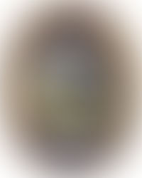 Tableau spirituel représentant une silhouette méditant sur un croissant de lune sous un arbre lumineux, symbole du rêve, de l'inconscient, de l'intuition et du voyage intérieur.