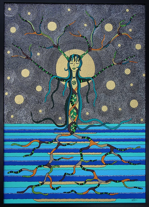 Cette œuvre fascinante présente une figure centrale mi-arbre, mi-femme, ancrée dans un monde aquatique aux nuances de bleu. 