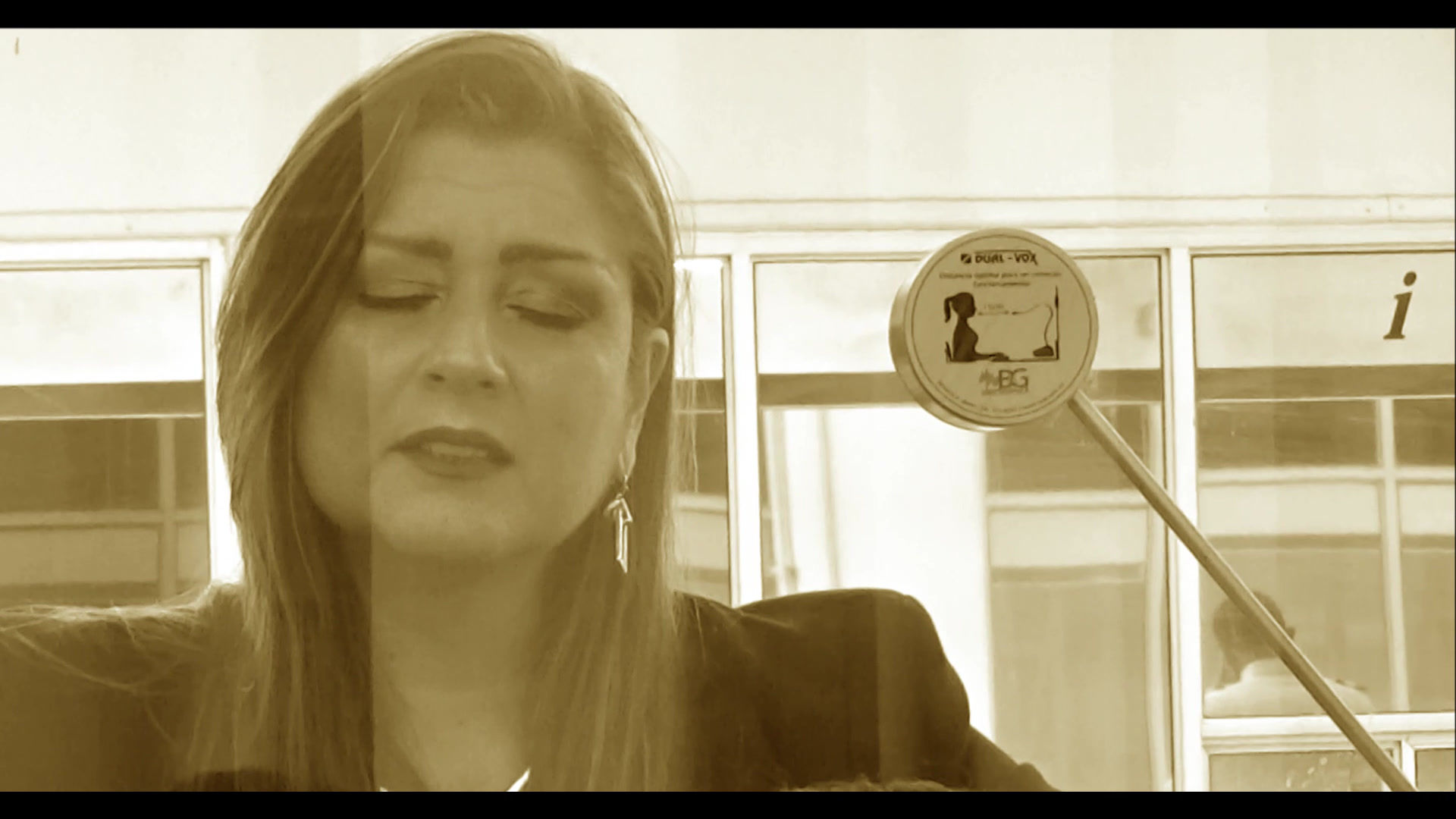 Algo Que Hacer - Vanessa Giraldo