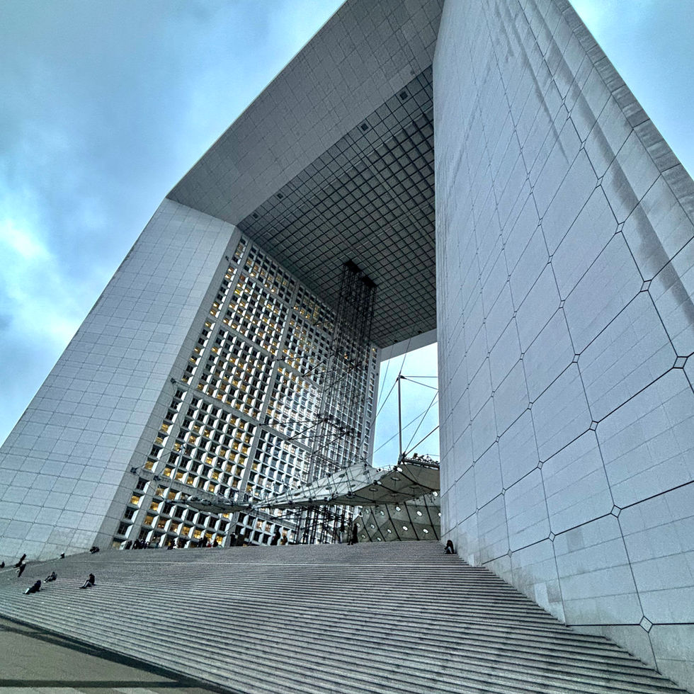 照片-巴黎-batiments-immeubles-arche-la-defense-paris-architecture.jpg
