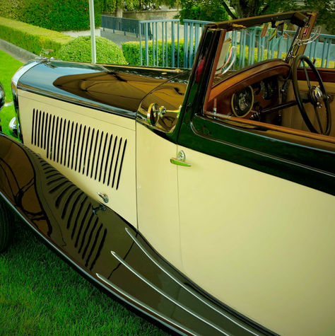 photo-grand-prix-montreux-2018-bentley-4,5-litre-1933-cabriolet-classic-luxury-car-pres