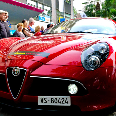 фото-гран-при-монтрё-2018-alfa-romeo-8c-competition-rouge-bolide-voiture-sport.jpg