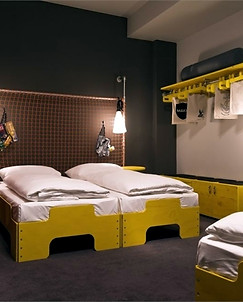 hostel-stpauli-in-hamburg-stunning-desig