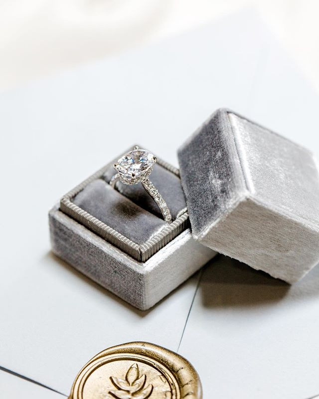 Oval Diamond Engagement Ring