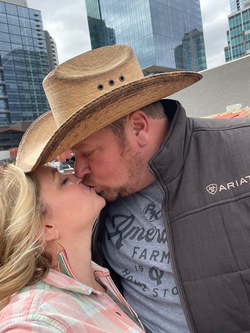 Stealing a kiss in Nashville