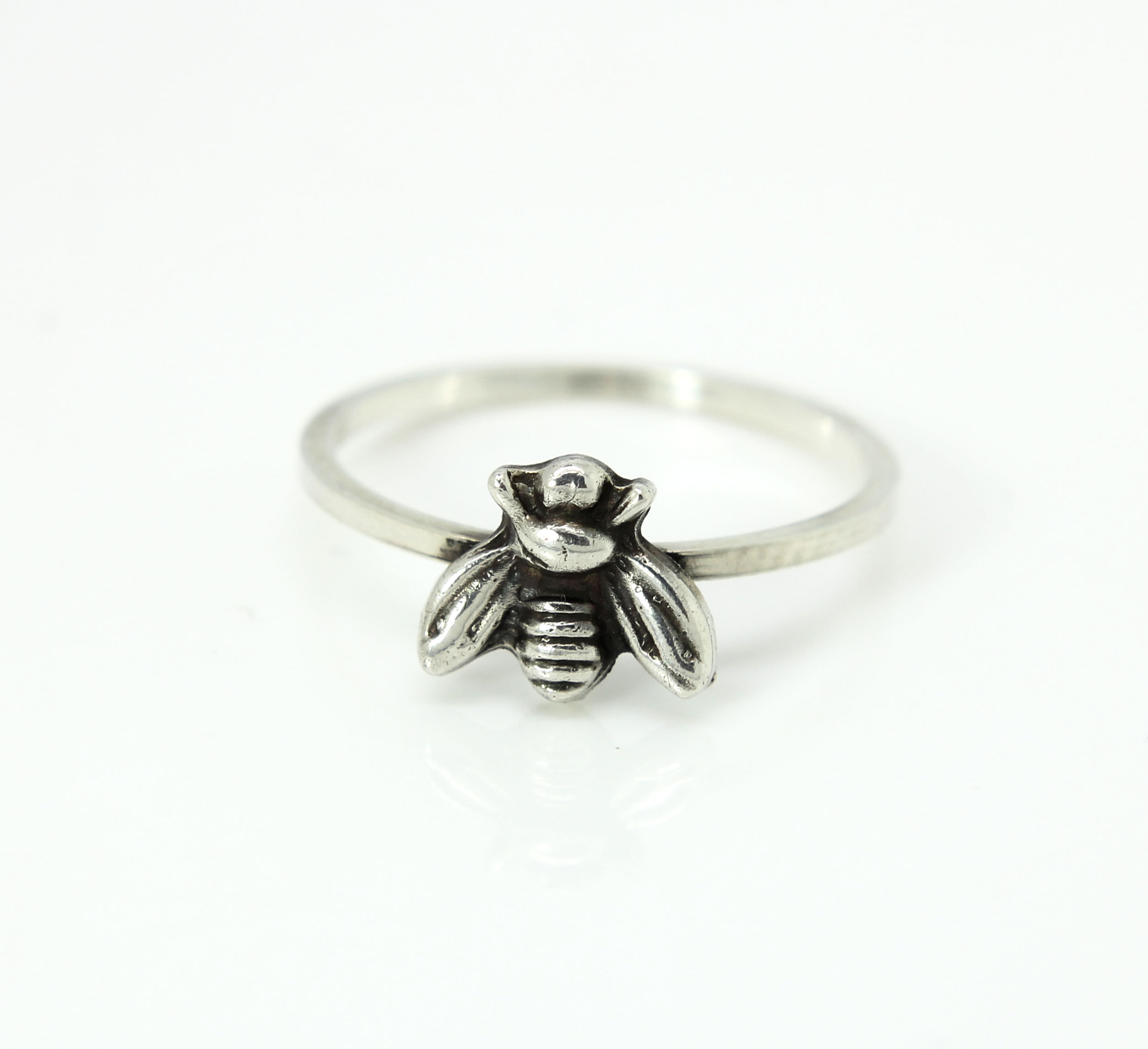 Honey bee sterling silver ring - stacking ring - bee ring