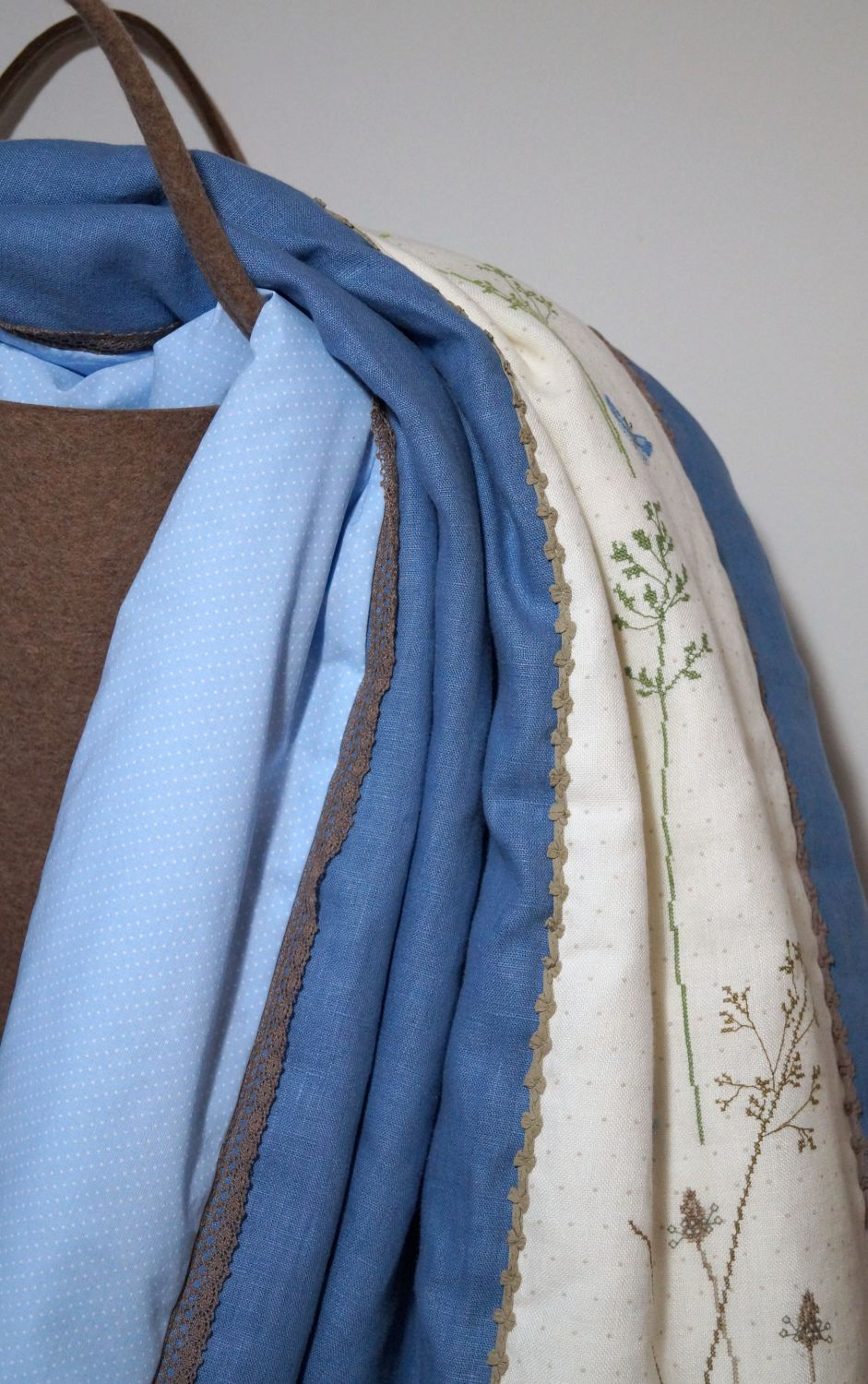 Kuscheldecke Sommerelfen blau Kreuzstich