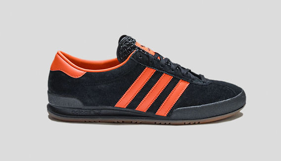ぴー★ Two Jeans, two ZX including a rare collaboration