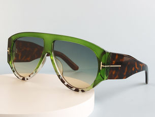 Don’t Miss Out! Vintage Fashion Pilot Sunglasses for Women Luxury Brand Design Sun Glasses UV400 Eye Protection Eyewear Sun Shade Eyeglasses - Price $4.61