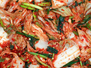 10 ways to use kimchi in the kitchen