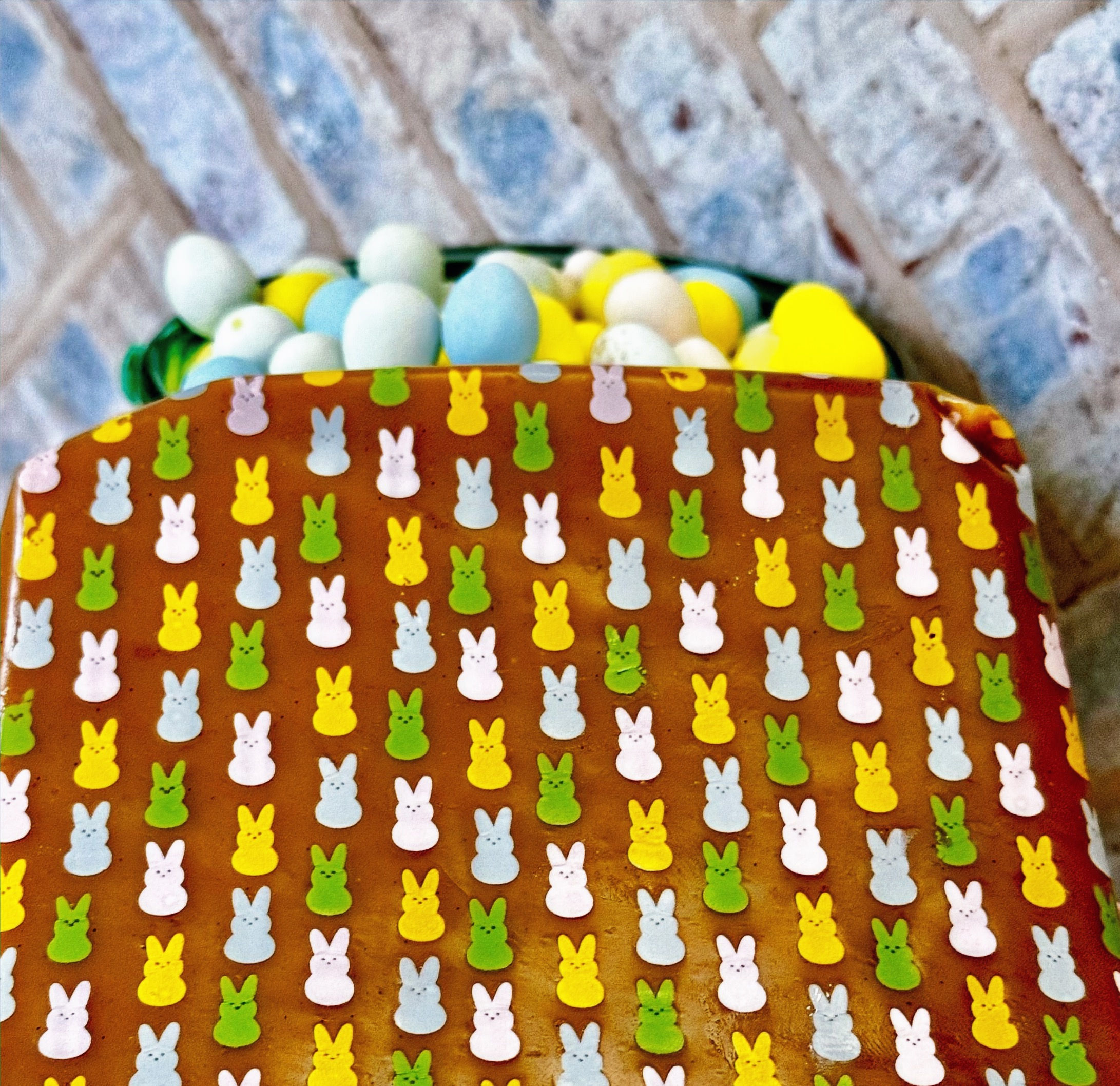 1lb Easter Signature Caramel