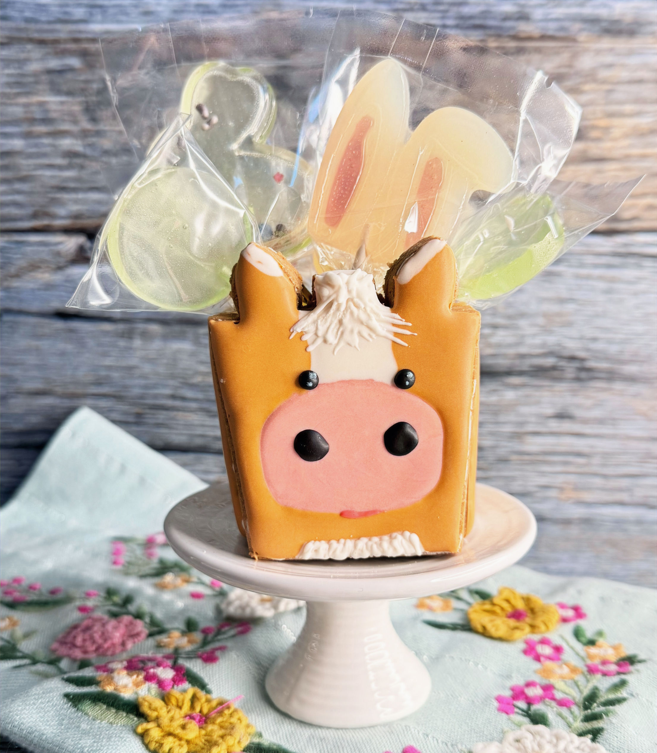 Highland Cow treat box