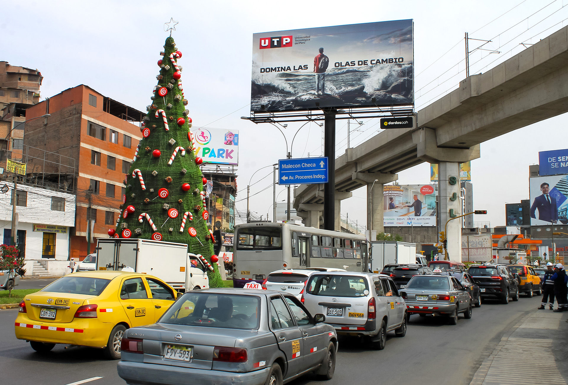 (TU-003-SJL-A/B) Torre Unipolar Óvalo 9 de Octubre