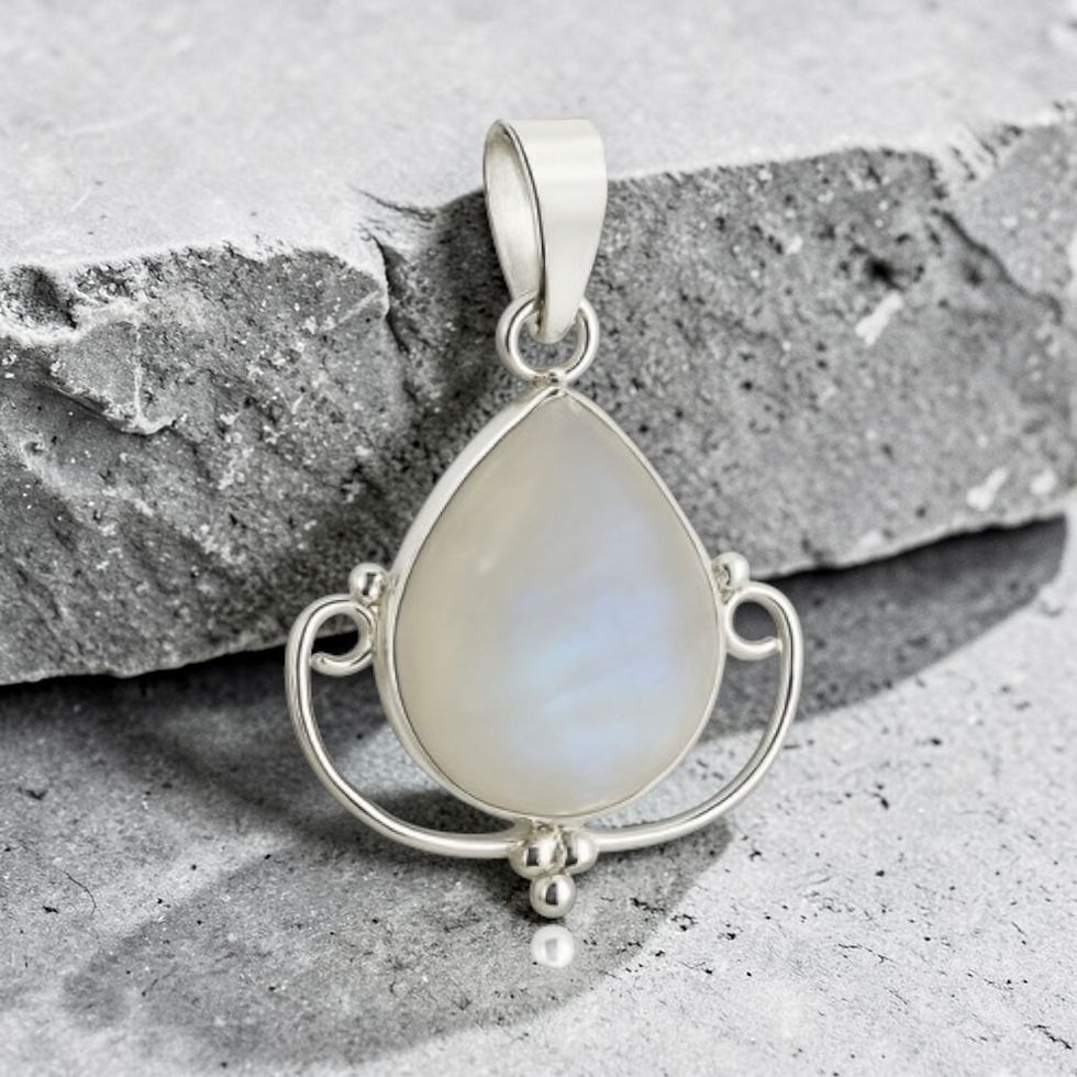 Moonstone Boheme Pendant in Silver