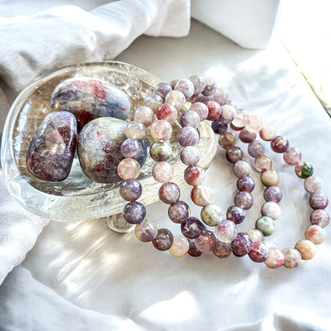Stunning Energy bracelets to rebalance, protect, energise, love yourself. Still Spaces Västerås