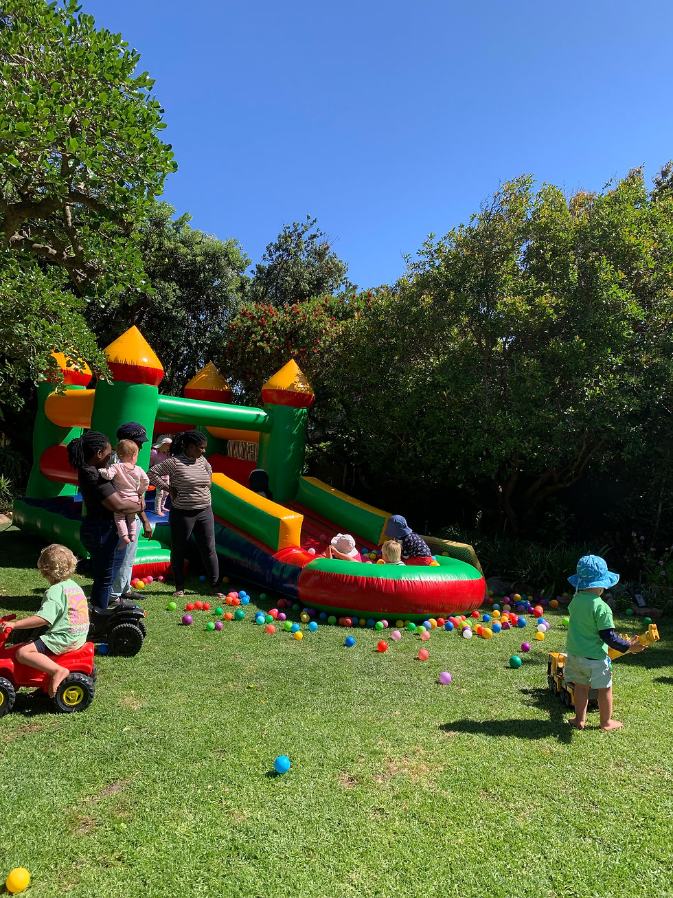 Thumbnail: Bounce n Slide Fun -Red