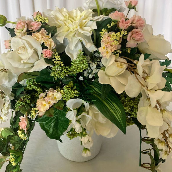 Thumbnail: White Wide Vase