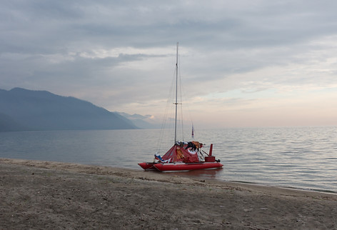 Catamaran Bombat