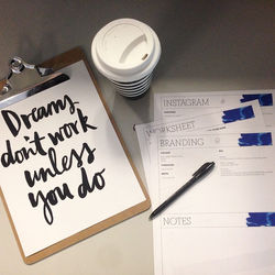 Staying late at the office, when it's nice and quiet, to finish some business x #workhard #dreamer #