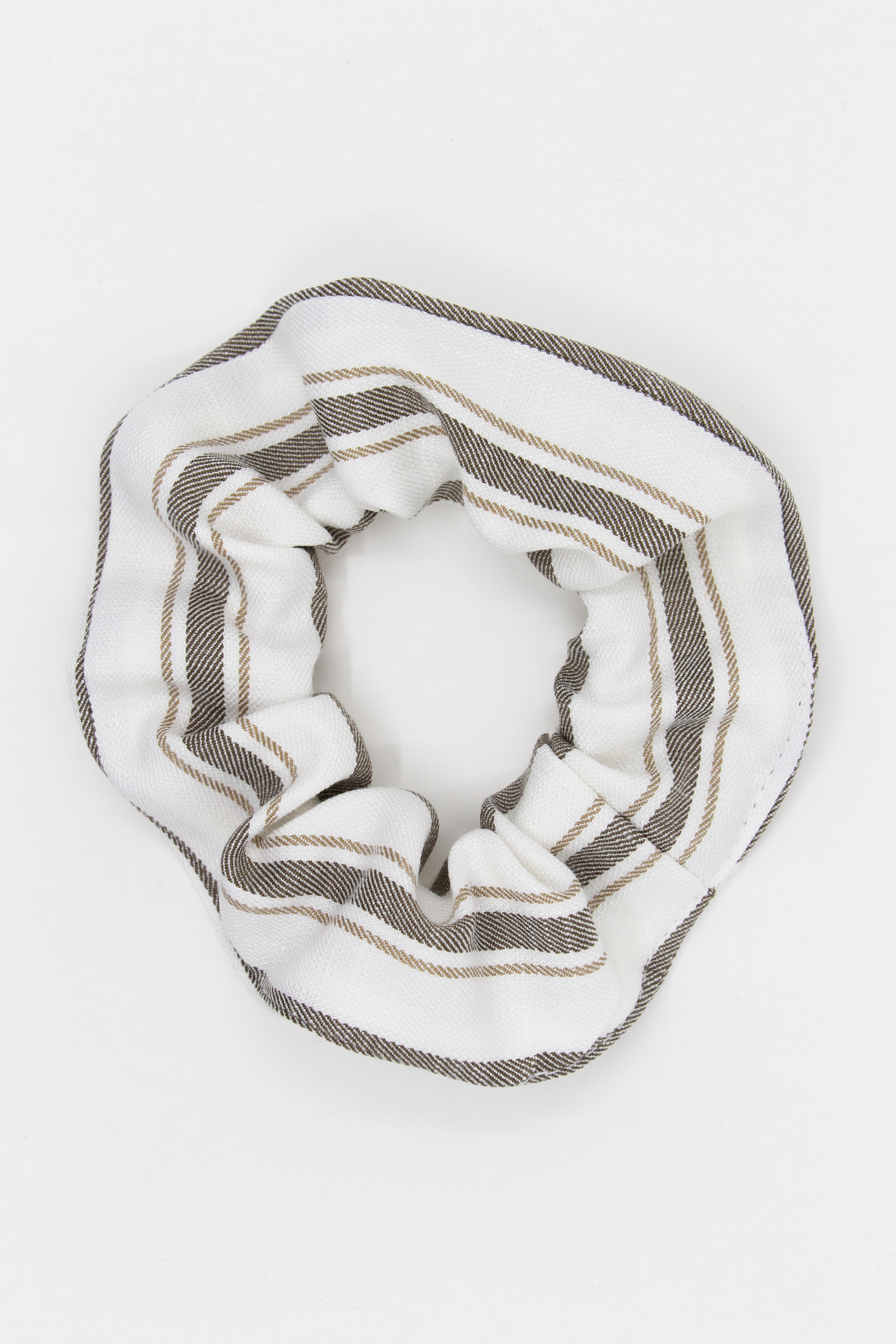 Upgrade Your Hair Game with Our Stylish and Comfortable Scrunchies