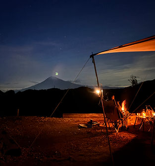 Night campsite experience with lit tarp and Mt. Fuji - magichour camp