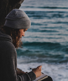 woman wearing grey knit cap_edited.jpg